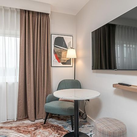 Best Western Rockingham Forest Hotel 코비 외부 사진