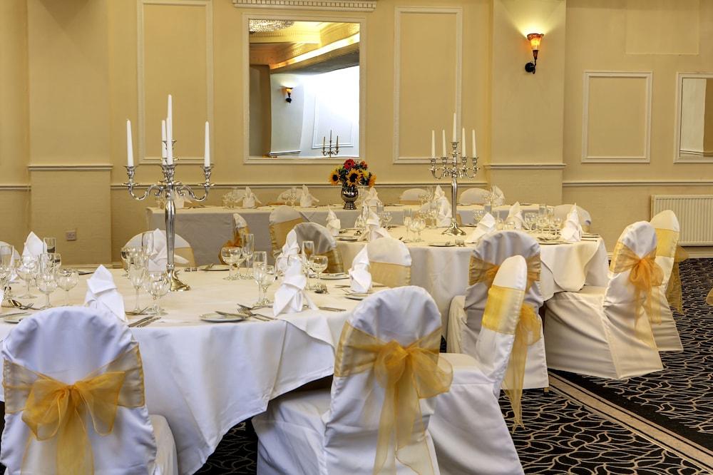 Best Western Rockingham Forest Hotel 코비 외부 사진