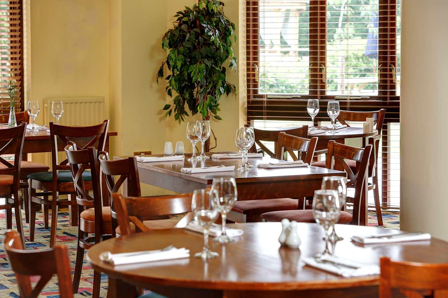 Best Western Rockingham Forest Hotel 코비 외부 사진