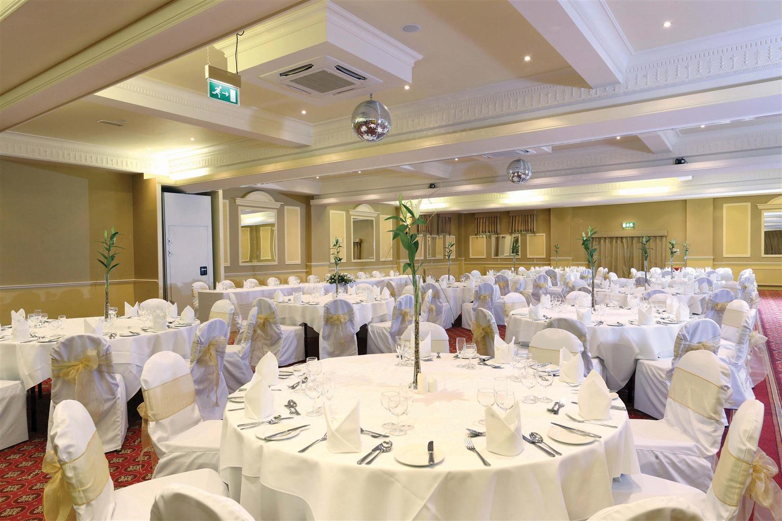 Best Western Rockingham Forest Hotel 코비 외부 사진